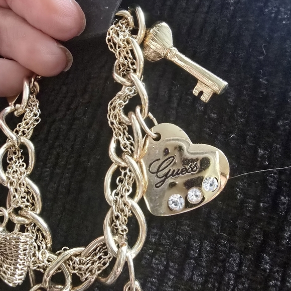 Guess bracelet - Picture 3 of 6